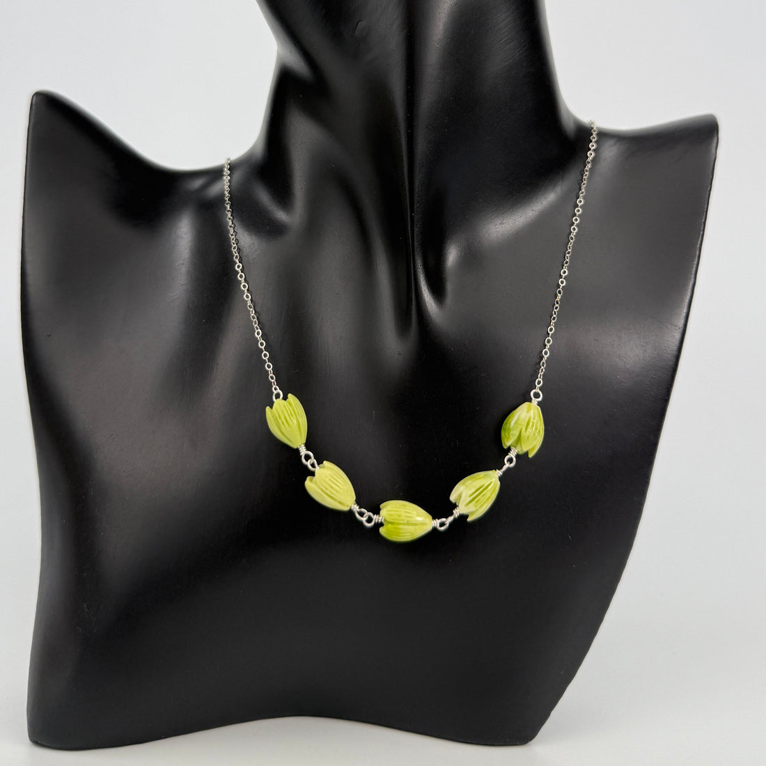 Inspiration-PROJECT: Green Pikake Wire Wrap Necklace-The Bead Gallery Honolulu | Maelify
