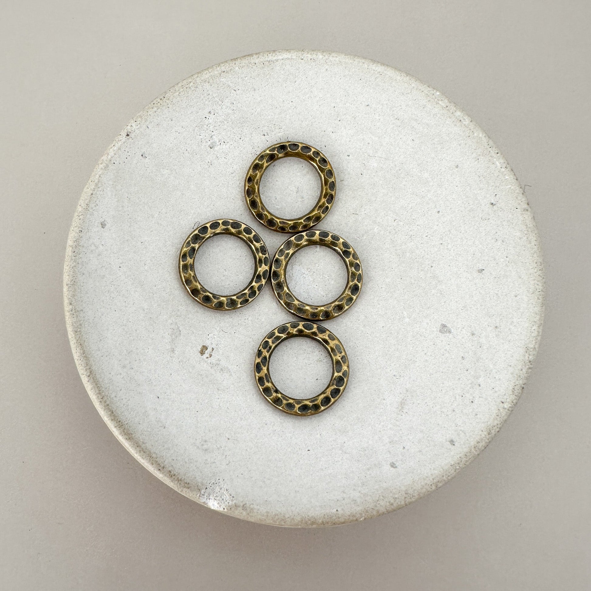 13mm Antique Bronze Plated Dapped Ring - 1 pc. (M1076)-The Bead Gallery Honolulu