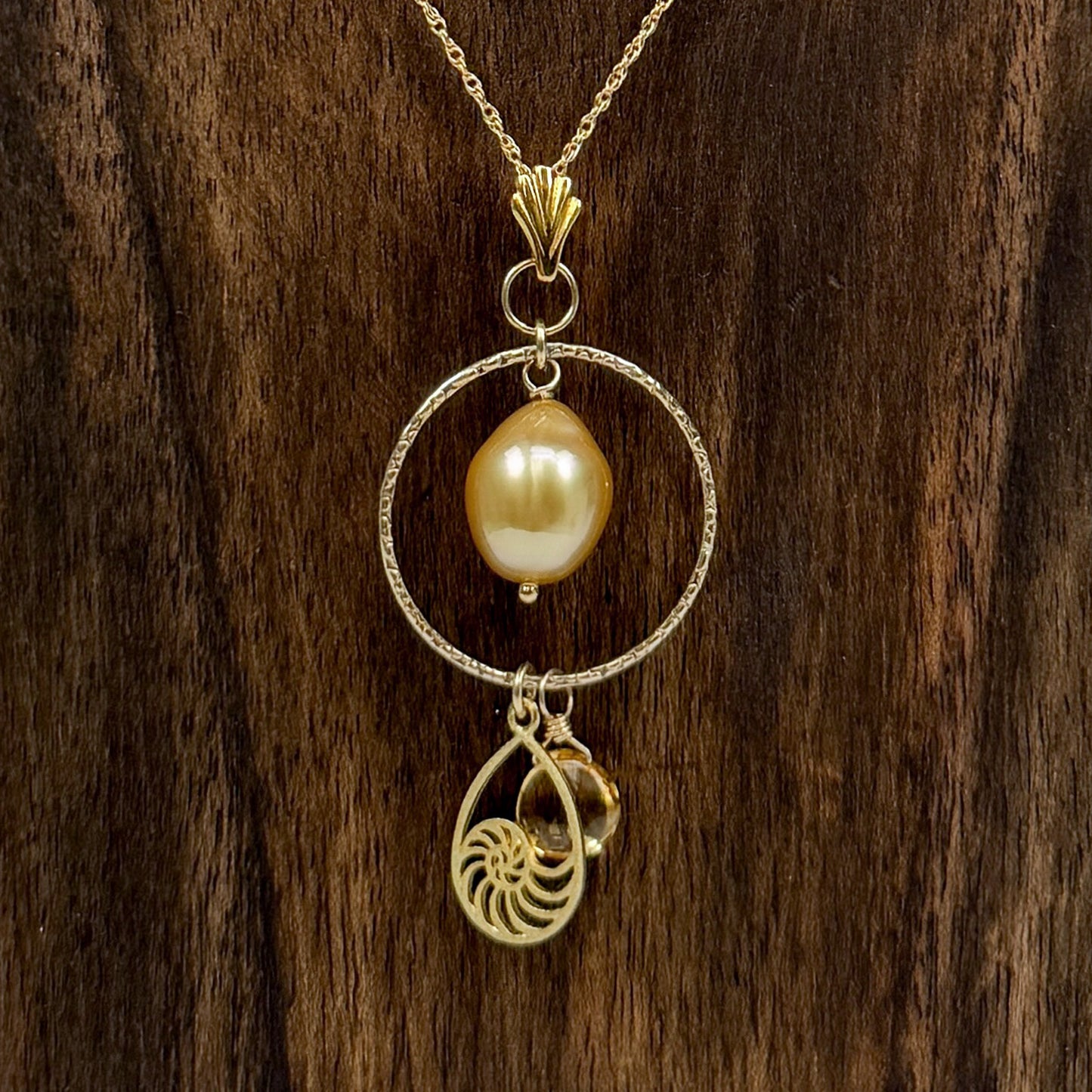 Golden Pearl Pendant and Nautilus Charm Necklace (J373)