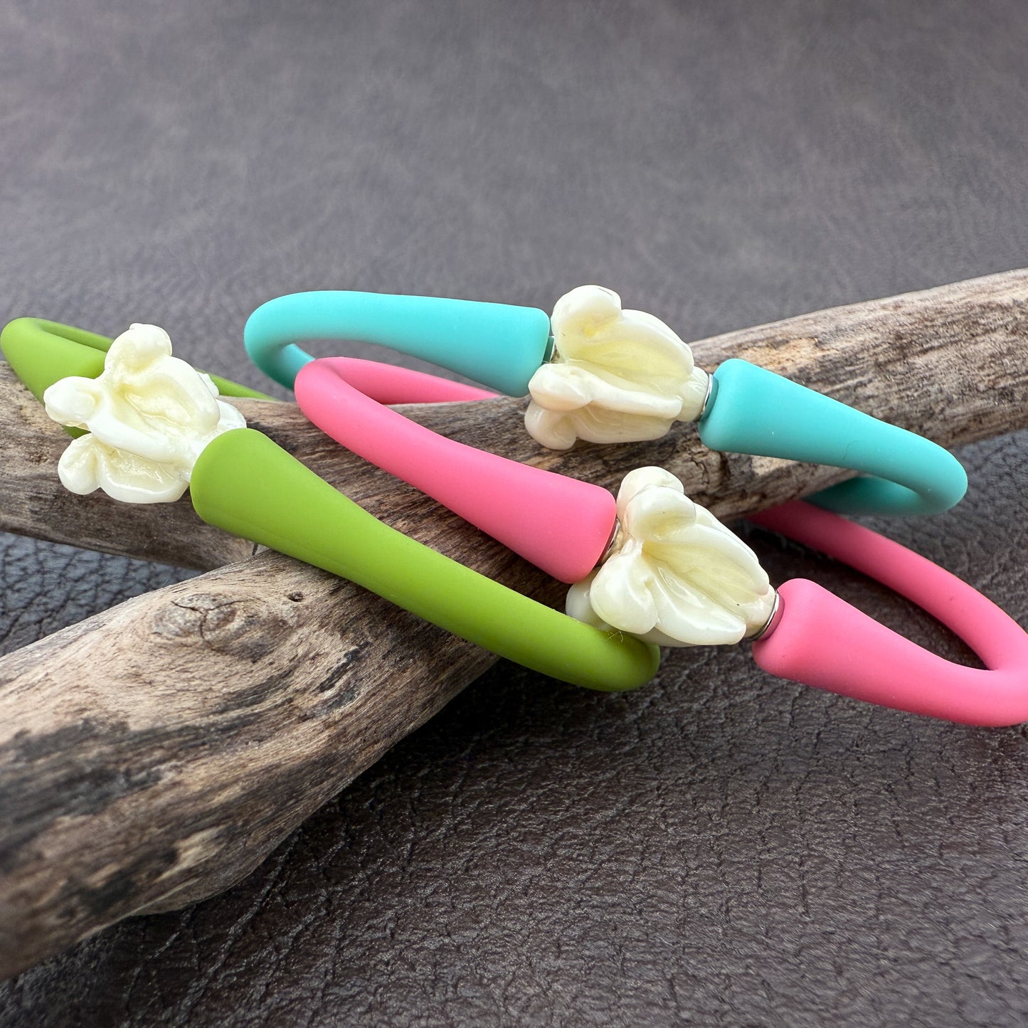 MADE IN HAWAII: Crown Flower Silicone Bracelet - 1 pc. (J344)-The Bead Gallery Honolulu