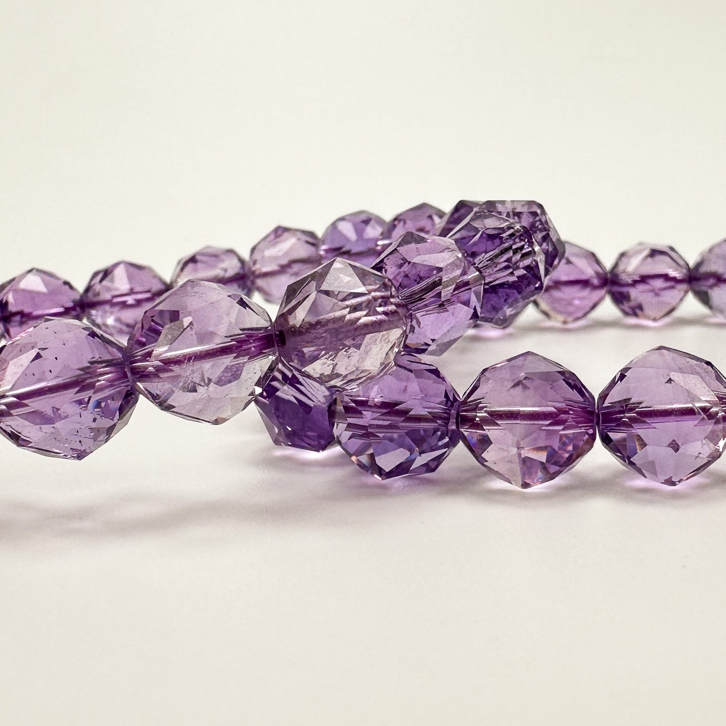 Amethyst 10mm Faceted Star Cut Stretchy Cord Bracelet (J292)-The Bead Gallery Honolulu