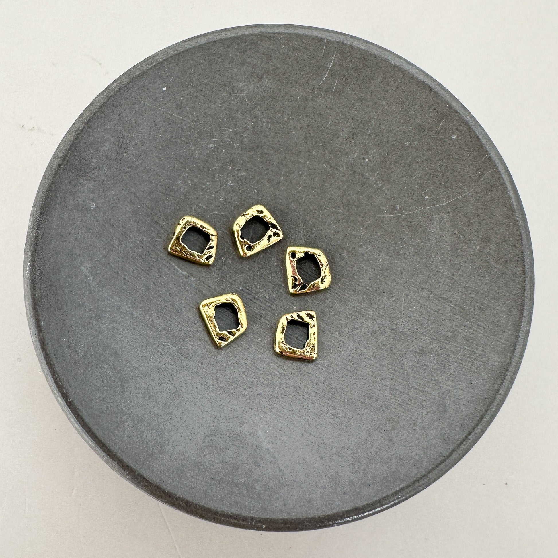 Antique Gold Plated Tiny Block Link - 5 pcs. (M1563)-The Bead Gallery Honolulu