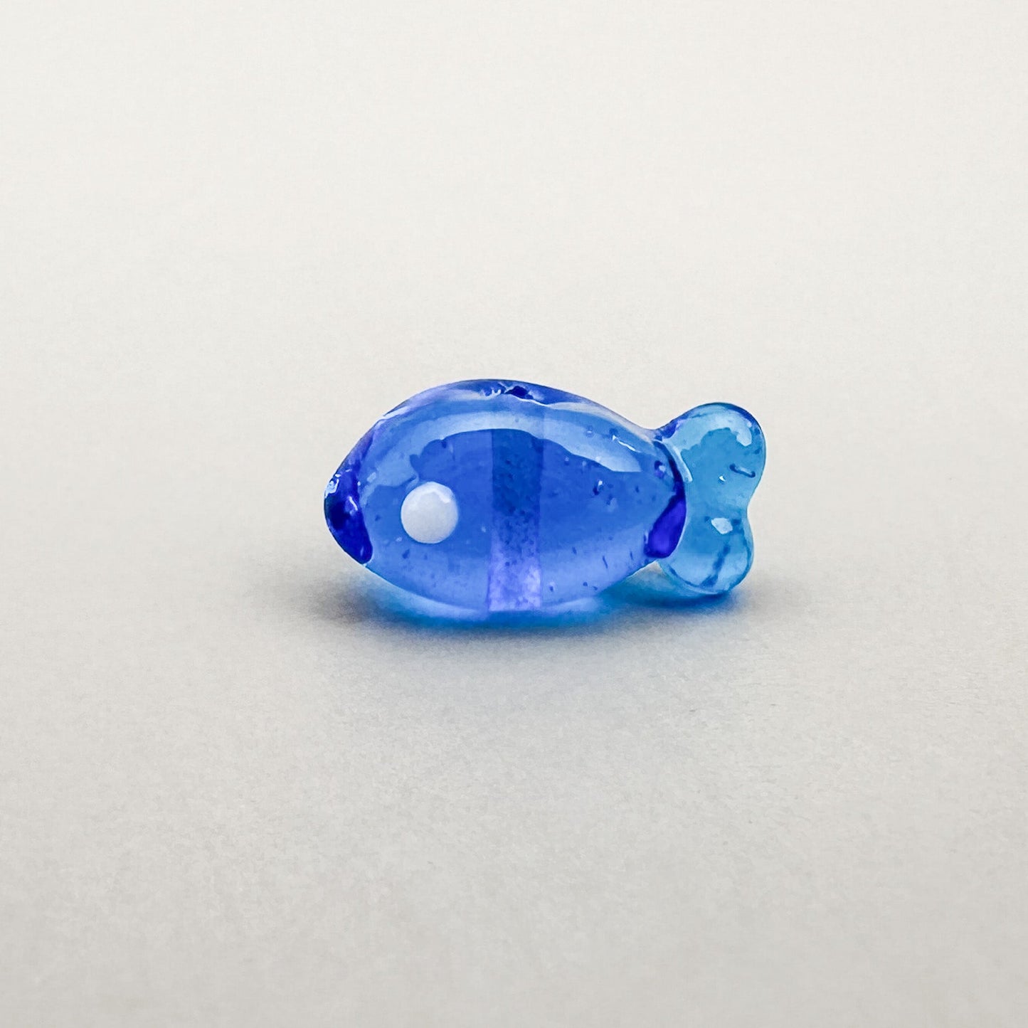 Chibi Handmade Glass Beads - Fish (2 Colors) (LB178)-The Bead Gallery Honolulu