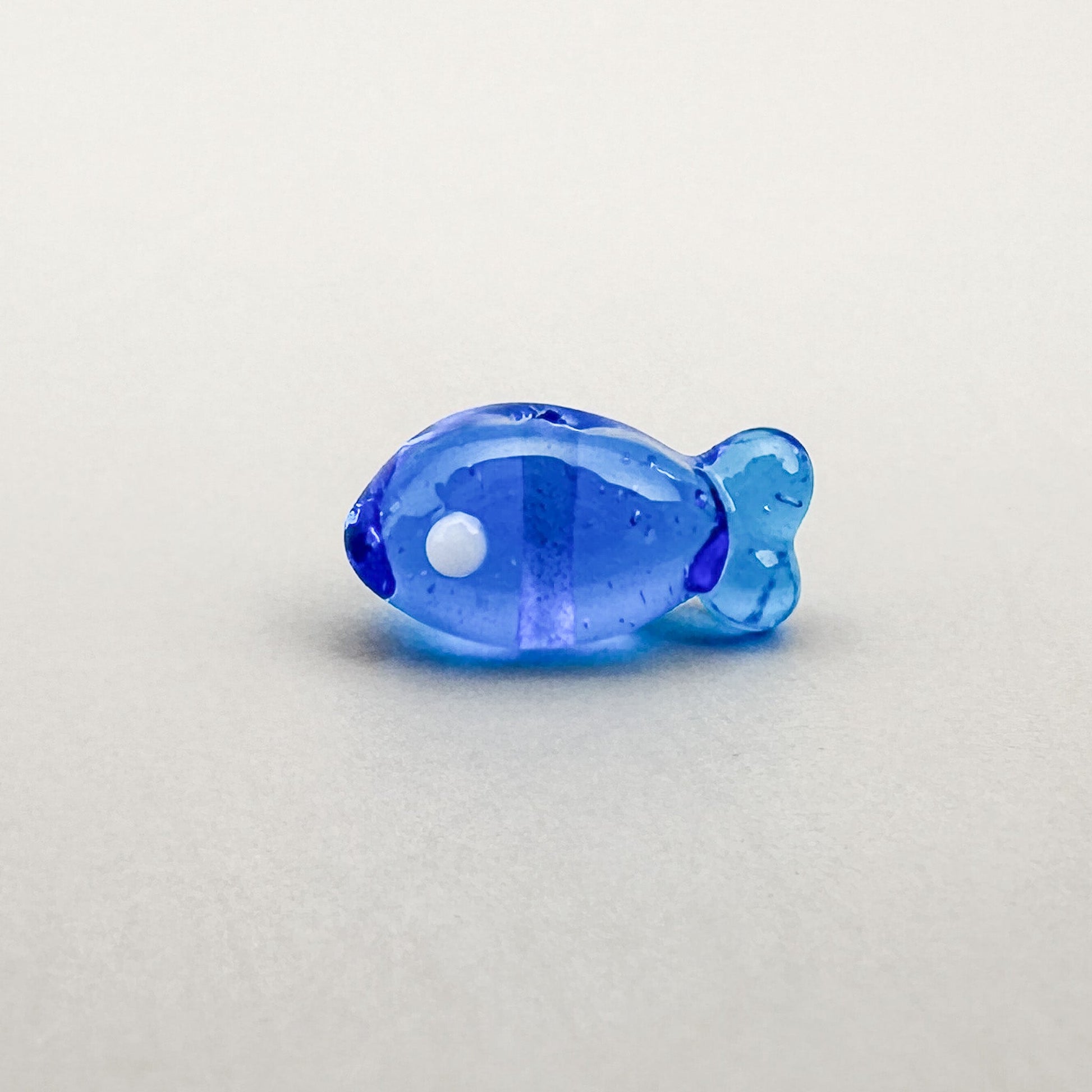 Chibi Handmade Glass Beads - Fish (2 Colors) (LB178)-The Bead Gallery Honolulu