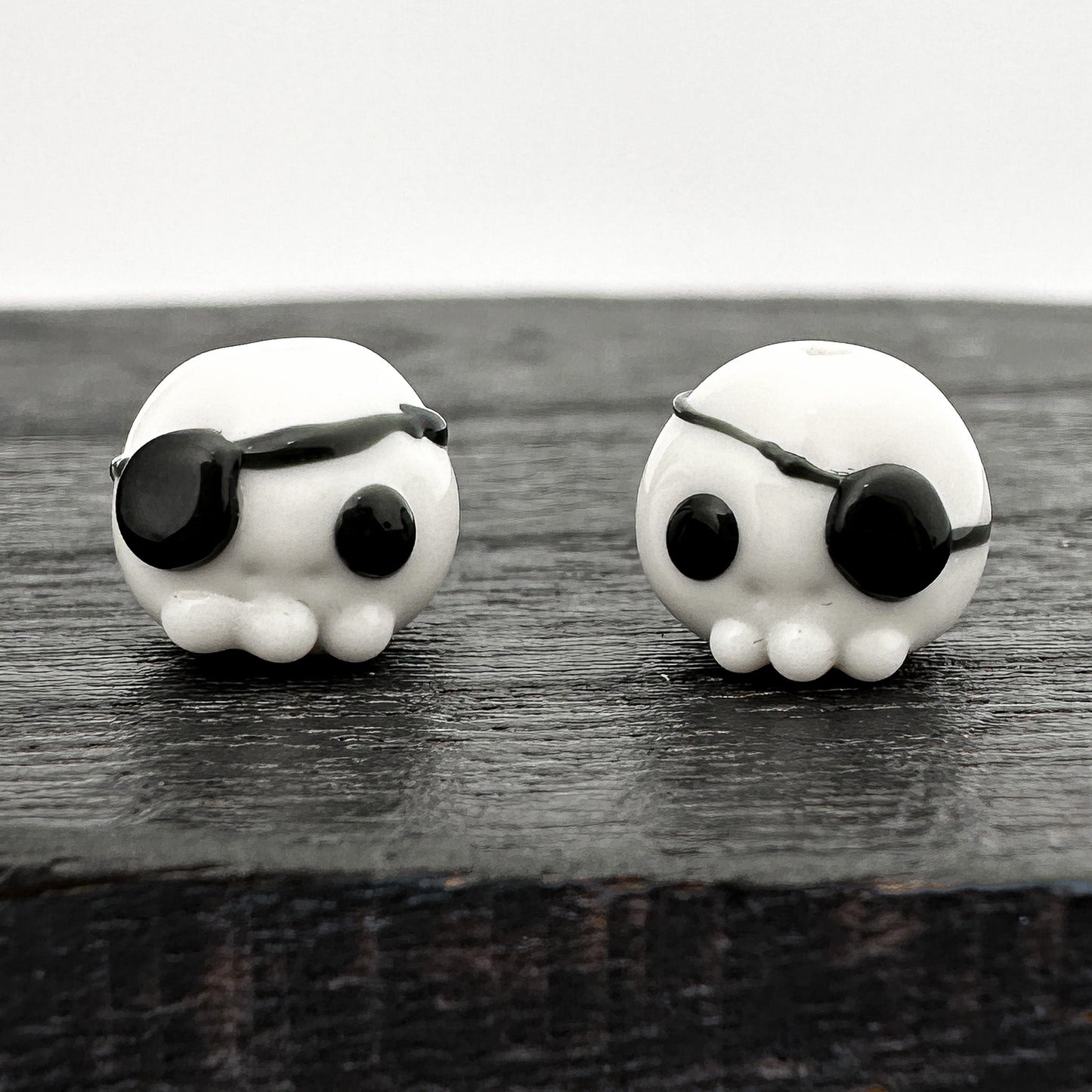 Chibi Handmade Glass Beads - Skull with Eye Patch (LB291)-The Bead Gallery Honolulu