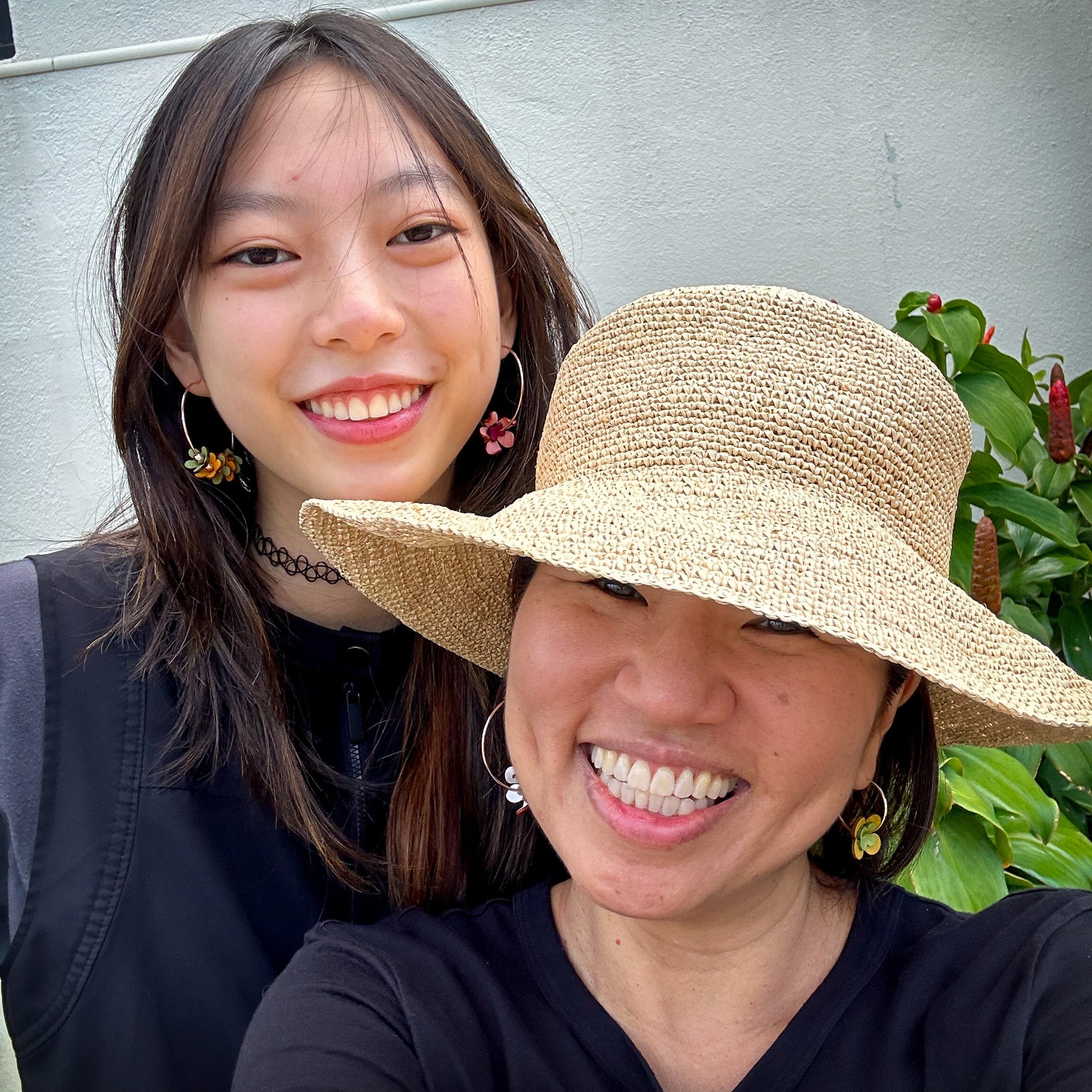 Leather Flower Earrings - 1 pair (J238)-The Bead Gallery Honolulu