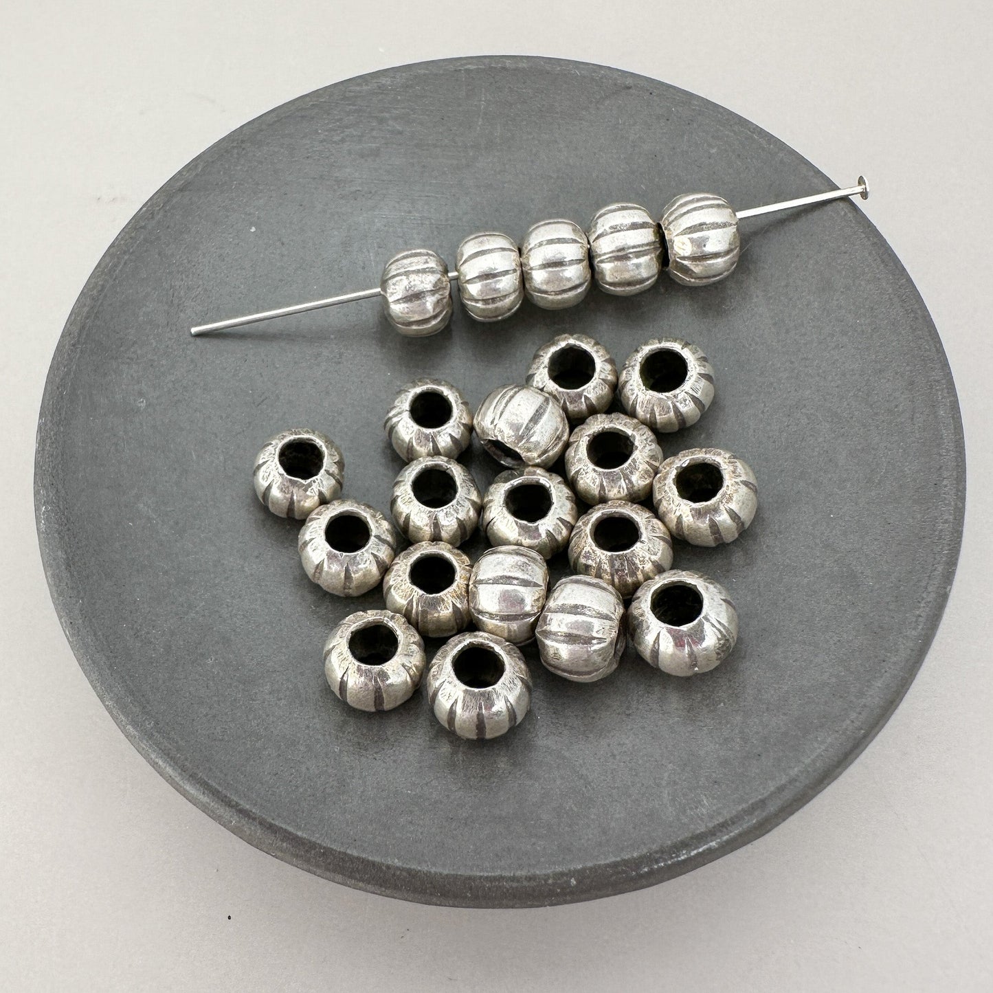 Pod 6.5mm Thai Silver Bead - 1 pc. (M1082)-The Bead Gallery Honolulu