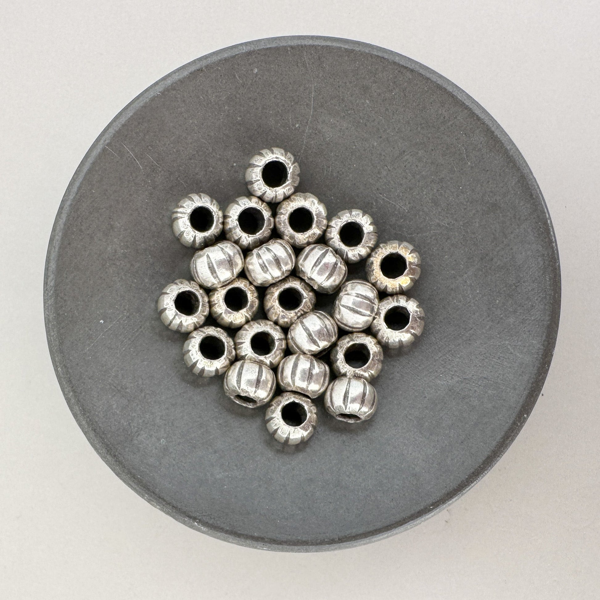 Pod 6.5mm Thai Silver Bead - 1 pc. (M1082)-The Bead Gallery Honolulu